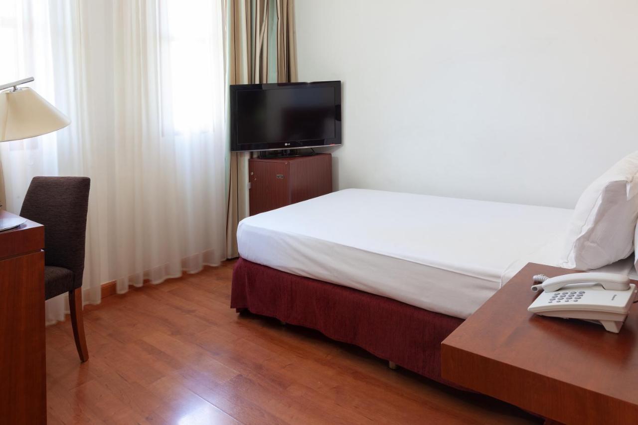 Senator Huelva Hotel ภายนอก รูปภาพ