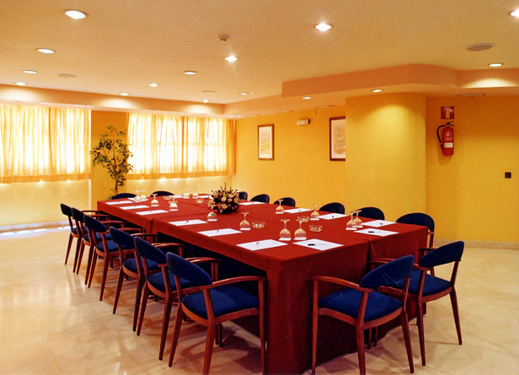 Senator Huelva Hotel ภายนอก รูปภาพ